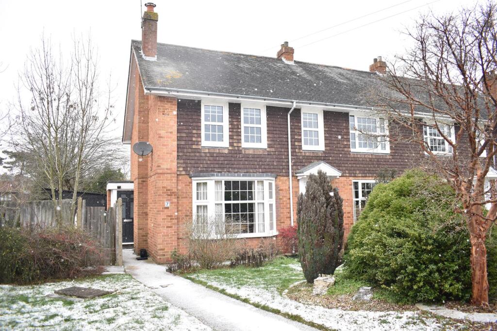 Main image of property: THE RIDINGS , ASHTEAD