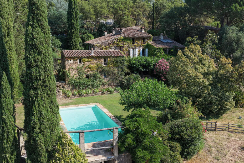 Main image of property: Provence-Alps-Cote d`Azur, Var, La Garde-Freinet