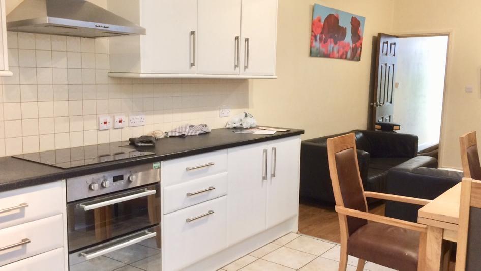 6 bedroom terraced house for rent
