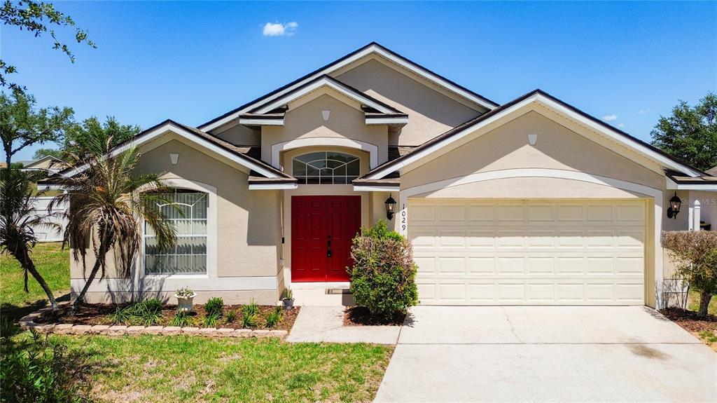 Main image of property: Florida, Polk County, Davenport