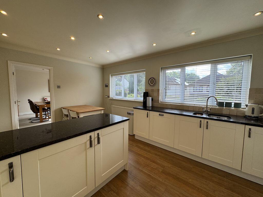 House in Gloucester - View 4