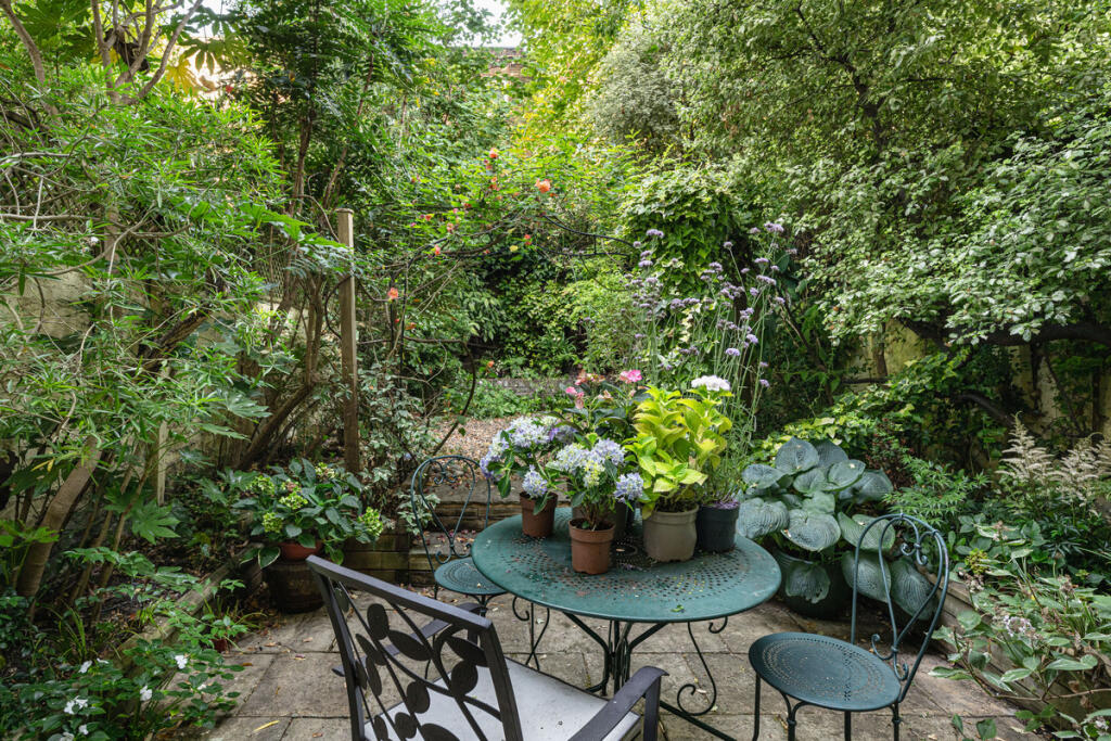 House in London, Highbury - View 4