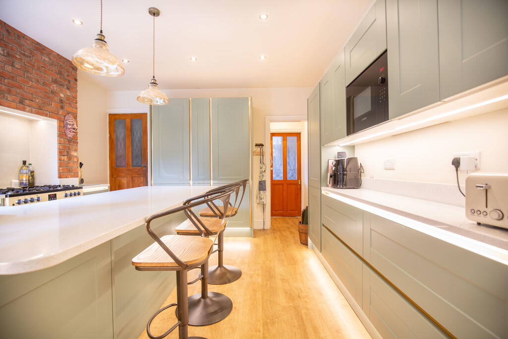 House in Tamworth, Amington - View 4