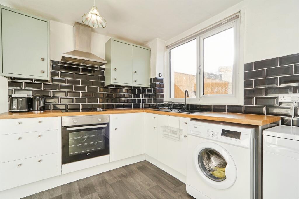 House in Leeds - View 4