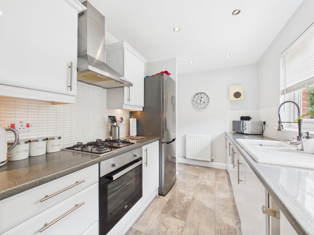 House in Bothwell, Springwells, Burnbank - View 5