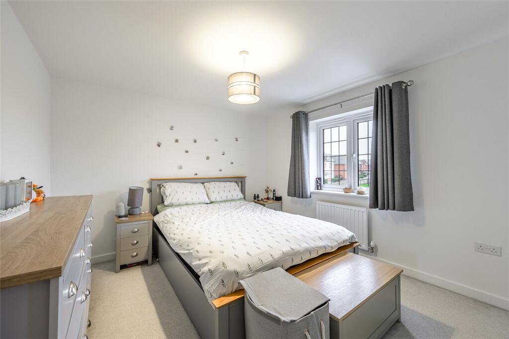 Billars Close, Codsall, Wolverhampton, Staffordshire, WV8 - View 4