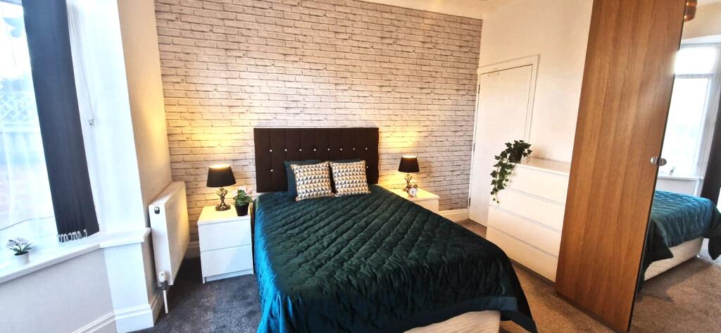 Main image of property: Brays Lane, Coventry, CV2