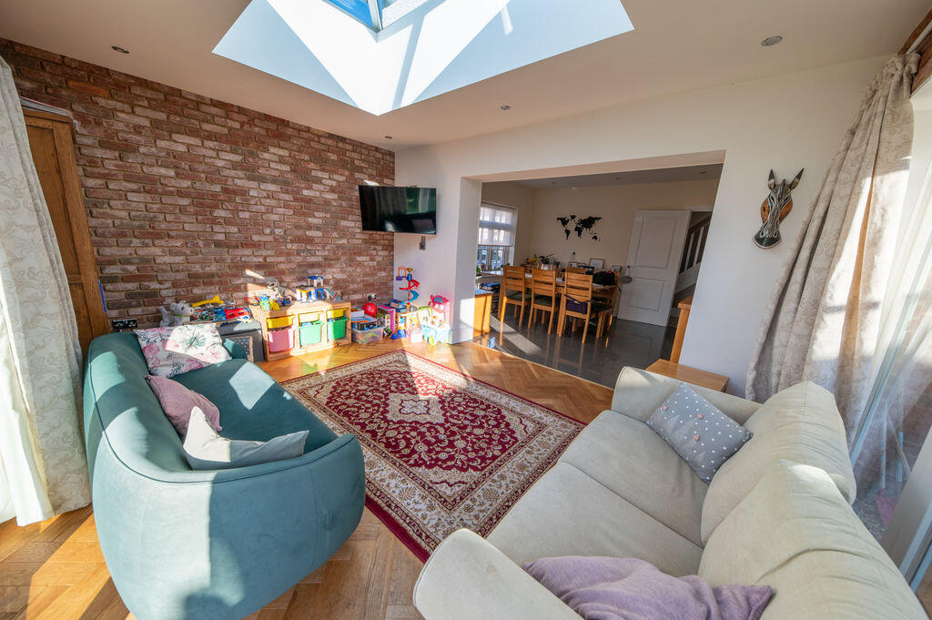 House in Portsmouth - View 5