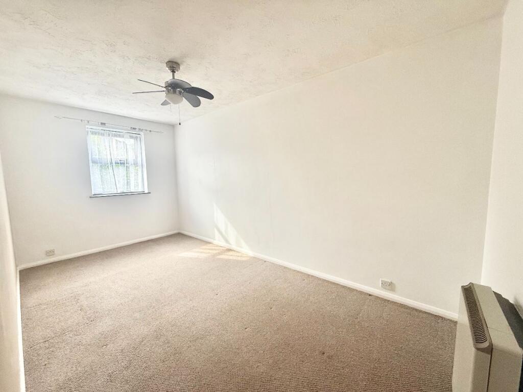 The Ashleighs, Sanders Road, Canvey Island photo 4