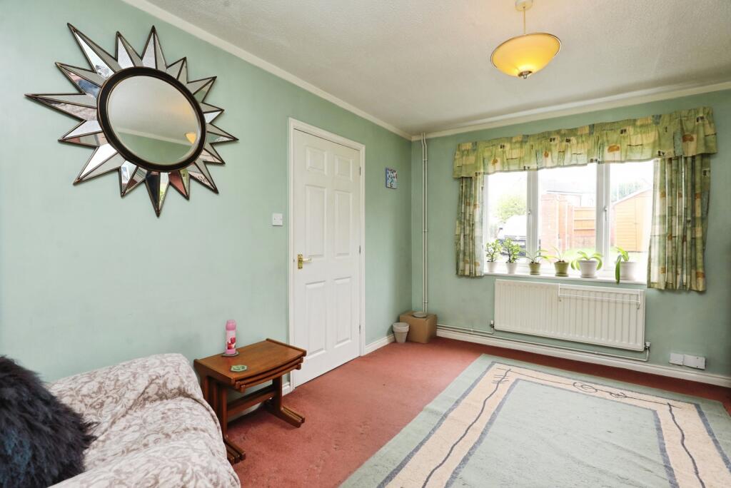 House in Stafford, Doxey - View 5