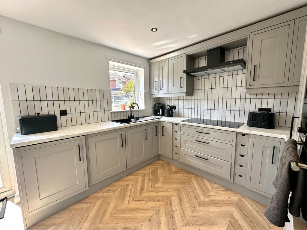 House in Sandwell, West Midlands - View 5
