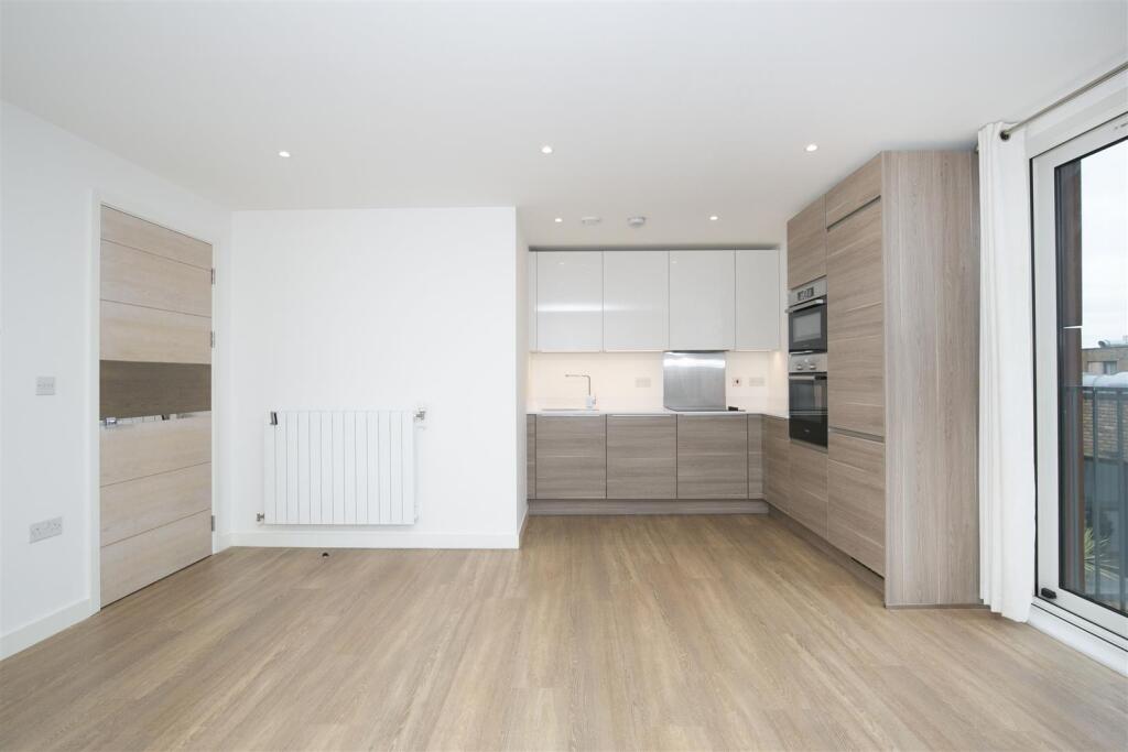 Main image of property: Baroque Gardens, Grand Canal Avenue, Canada Water