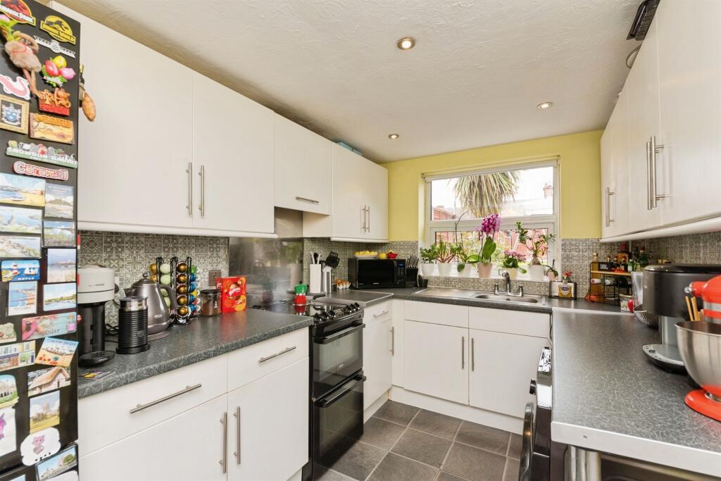 Tyler Street, Harwich - View 6