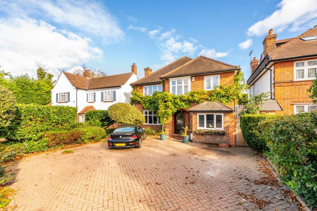 Main image of property: Coombe Road, New Malden, KT3