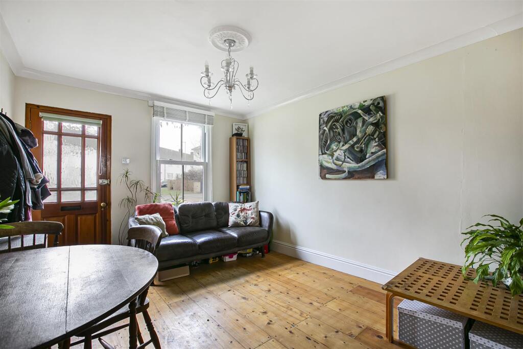 House in Cambridge, Cherry Hinton - View 5