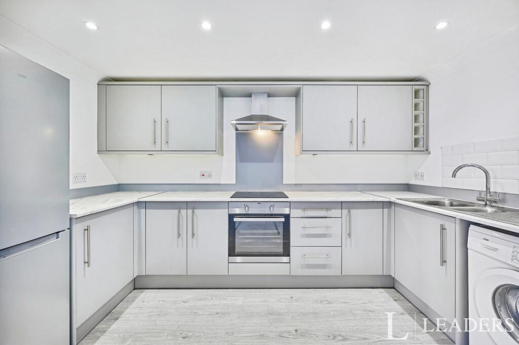 Main image of property: Stortford Hall Park, Bishop's Stortford, Hertfordshire, CM23