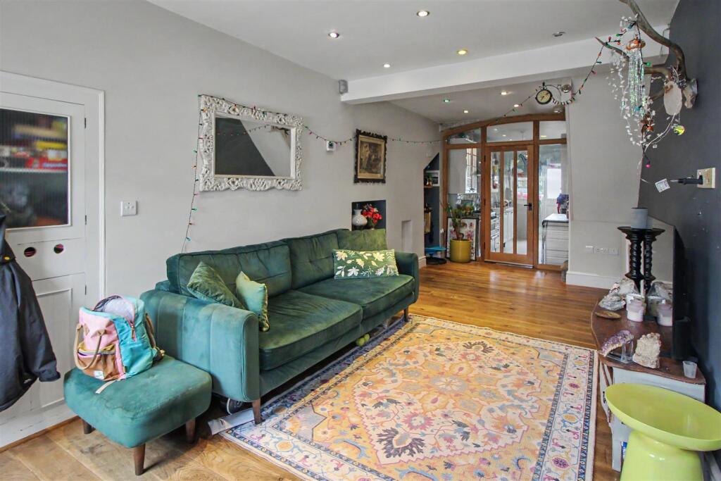 House in Kettering, Woodford - View 5