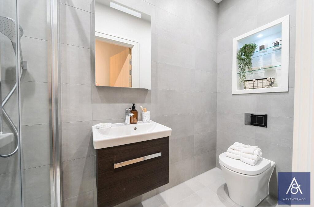 Apartment in Hemel Hempstead - View 4
