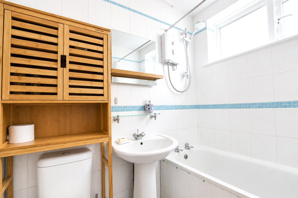 Apartment in Bristol - More