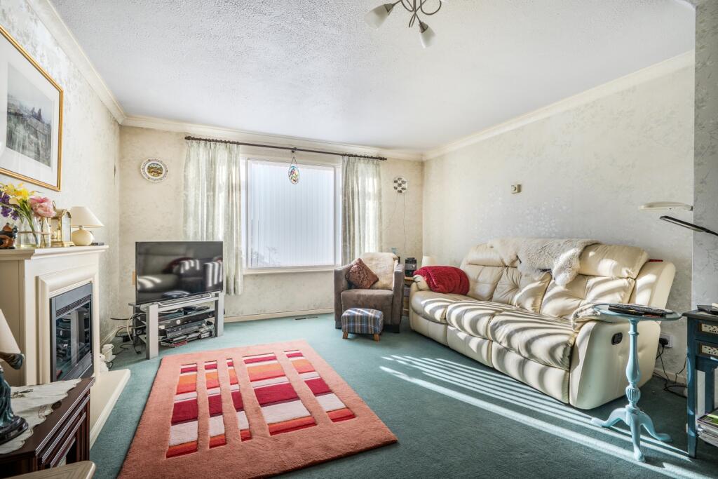 House in West Oxfordshire, Carterton - View 5