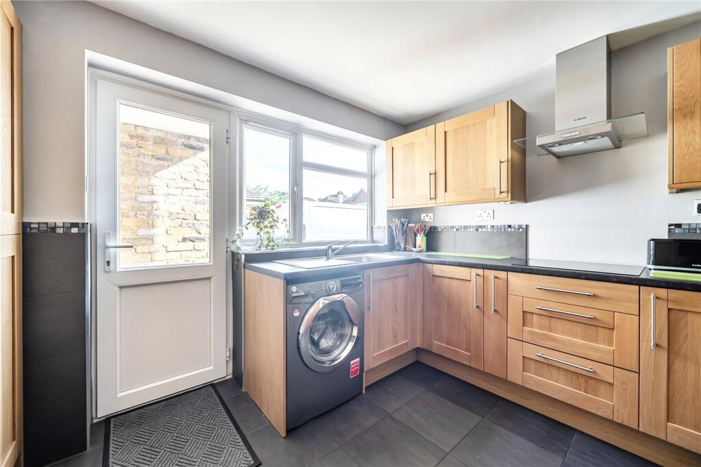 House in Maidenhead, Windsor and Maidenhead - View 4