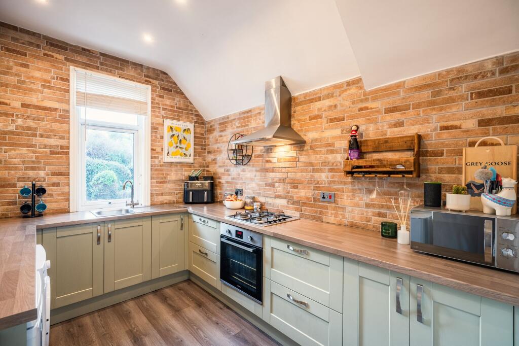 Llysfaen Road, Old Colwyn, LL29 photo 4