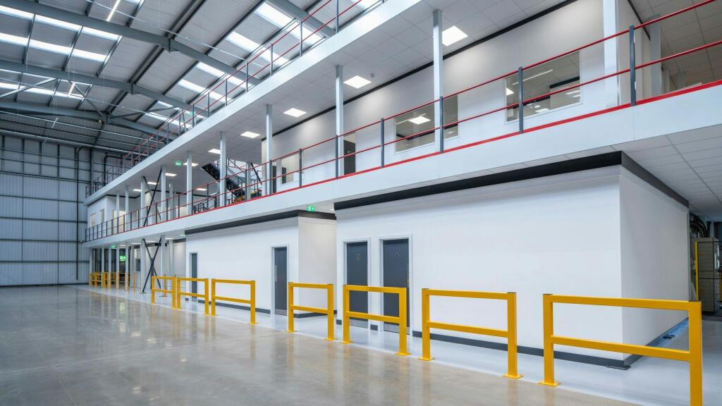 Prologis-Park-Marston-Gate-DC7-Interior.jpg
