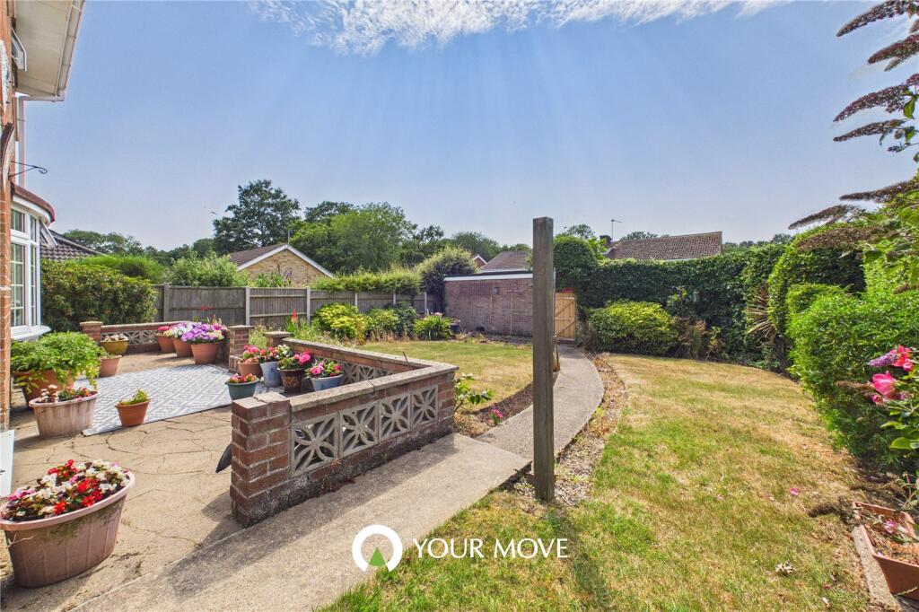 Sutherland Drive, Lowestoft, Suffolk, NR32 photo 4