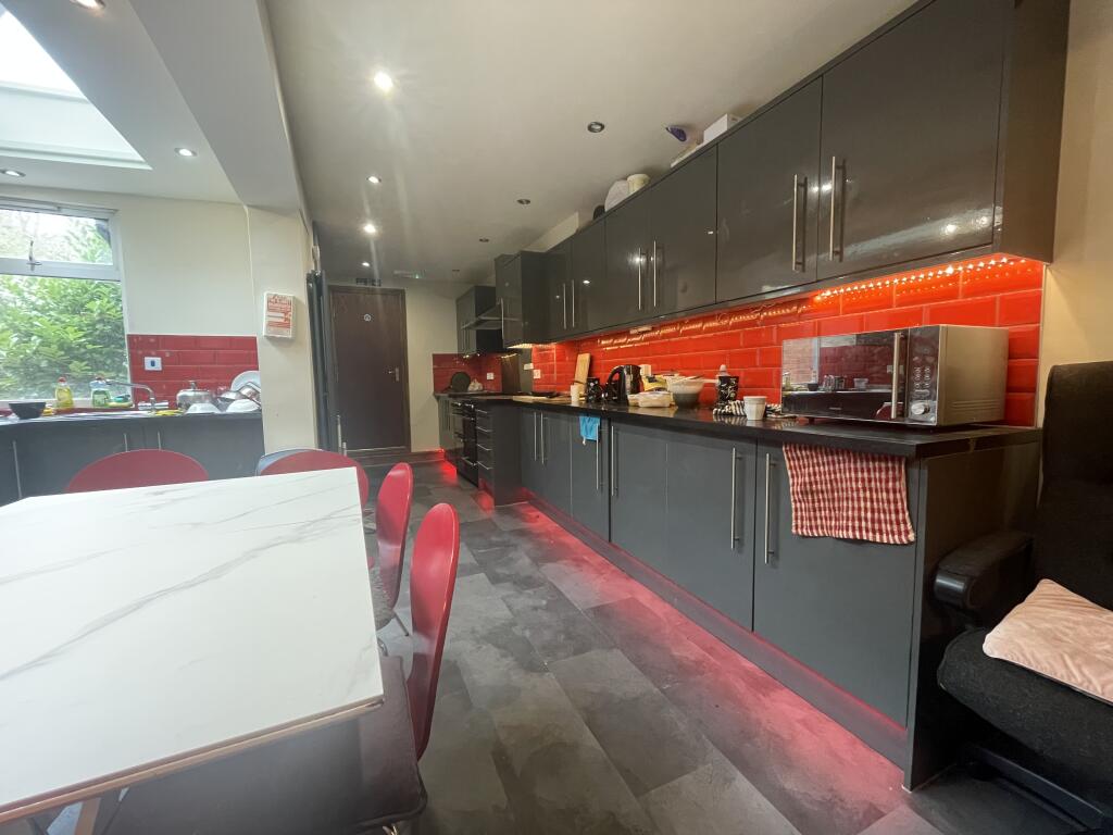 Main image of property: Tiverton Road, Selly Oak, West Midlands, B29