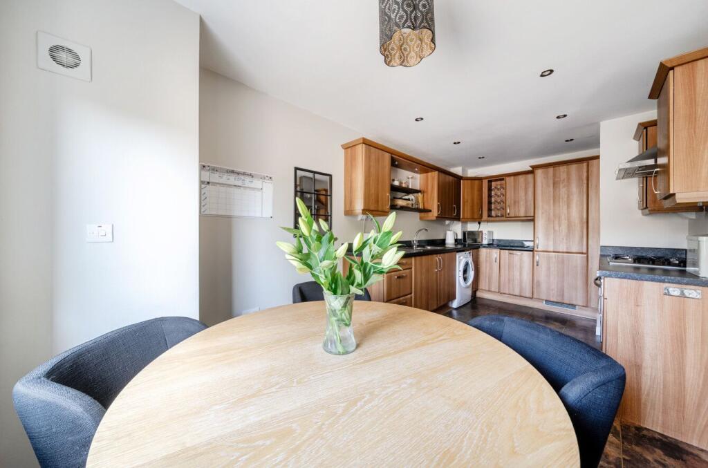 House in Salisbury - View 5