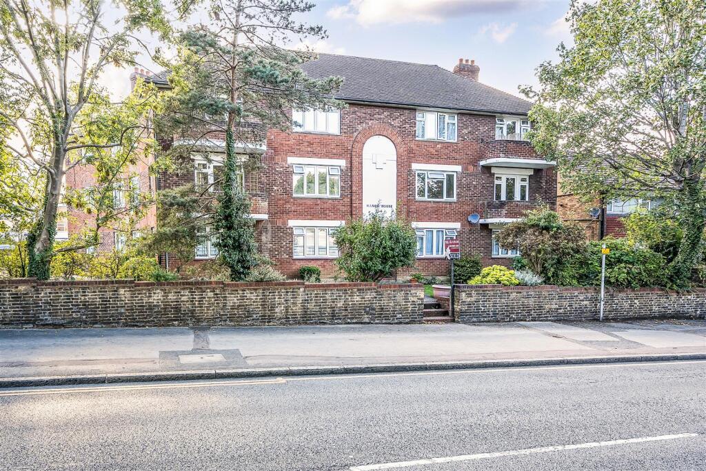 Main image of property: Manor Road, Wallington