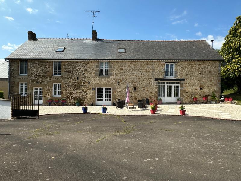 Main image of property: Normandy, Manche, St-James