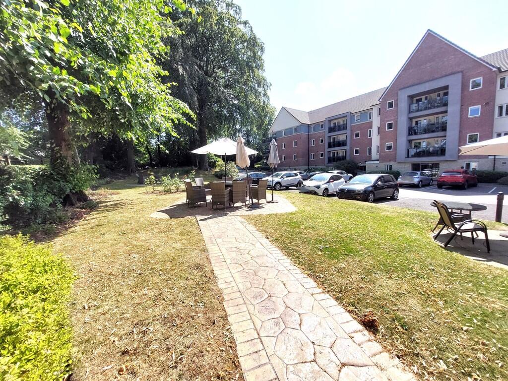 Main image of property: Broadfield Court, Prestwich, M25