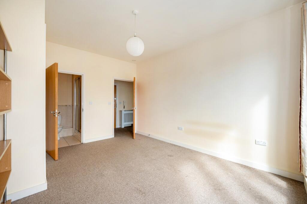 Apartment in Fareham, West End - View 4