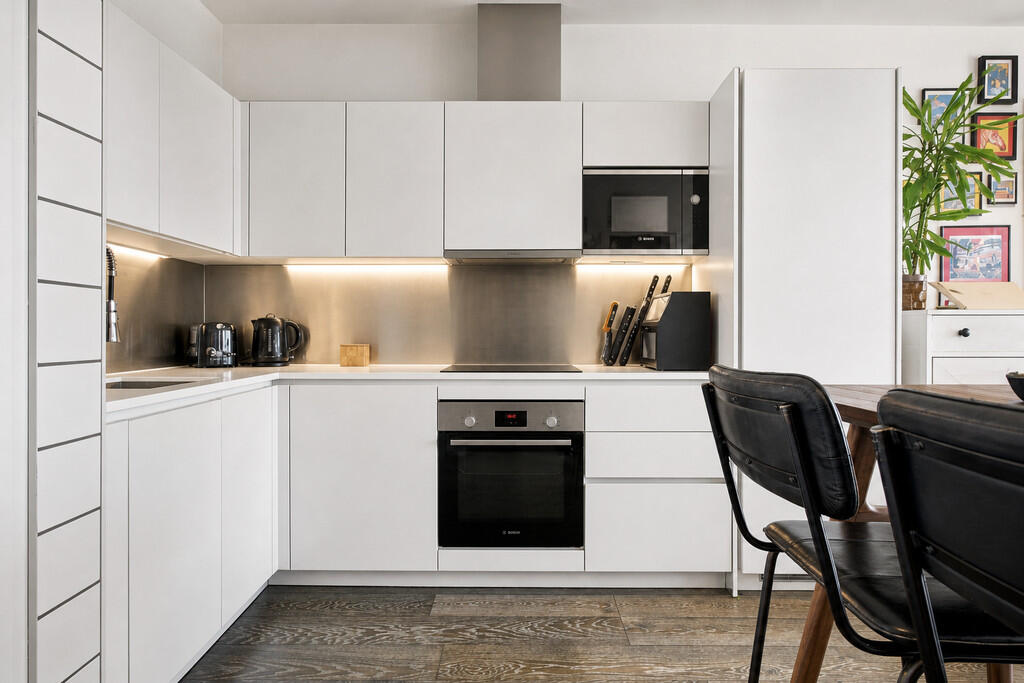 Apartment in London - View 5