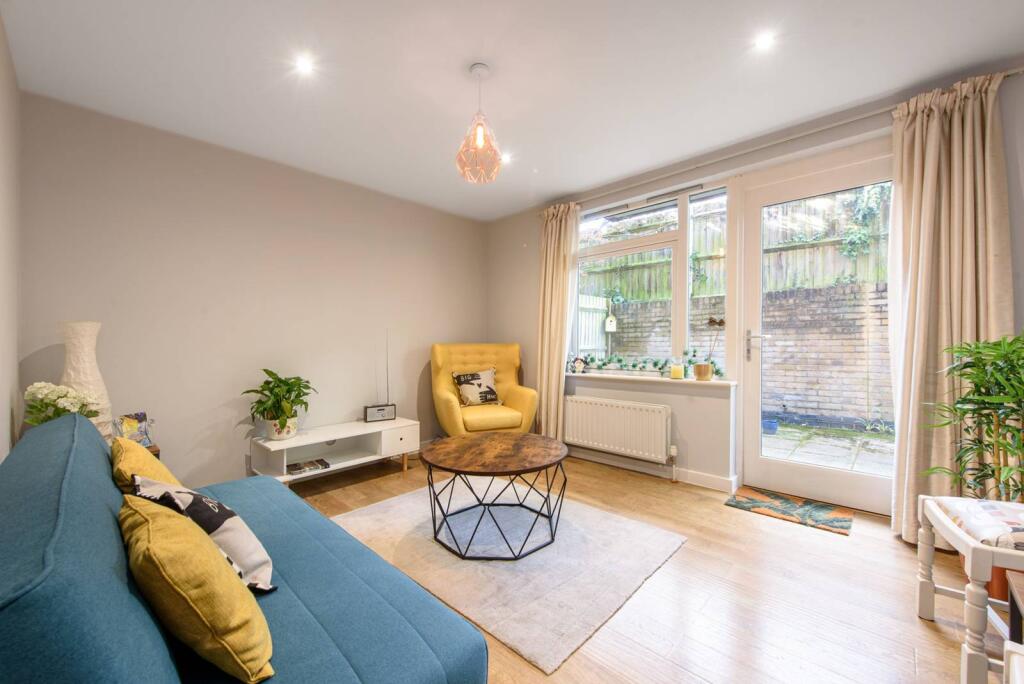 Main image of property: York Road, New Barnet, Barnet, EN5