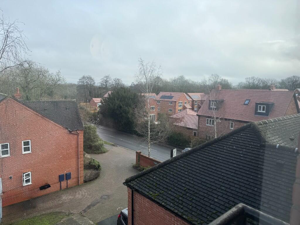 Additional image 17 of Dickens Heath Road, B90