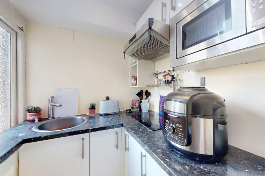 Studio apartment for rent