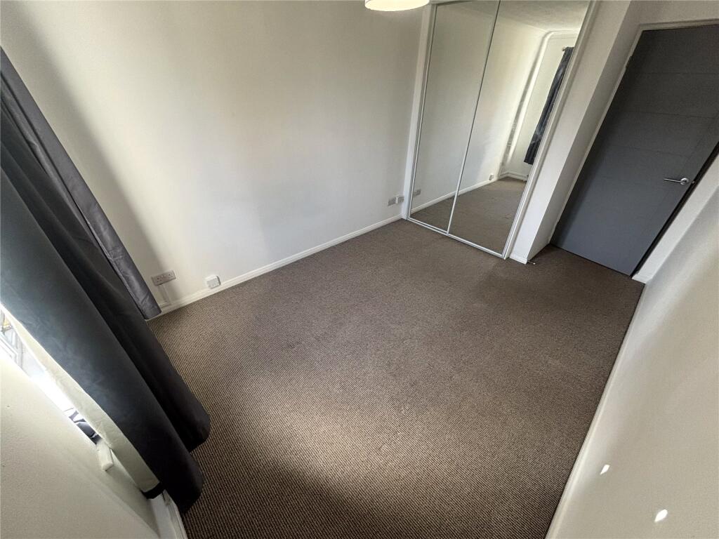 Apartment in Durham - View 4