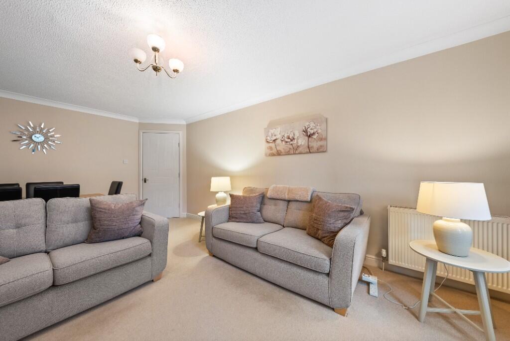 Apartment in Renfrewshire - View 4