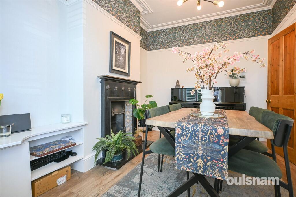 House in Sandwell, Bearwood - More