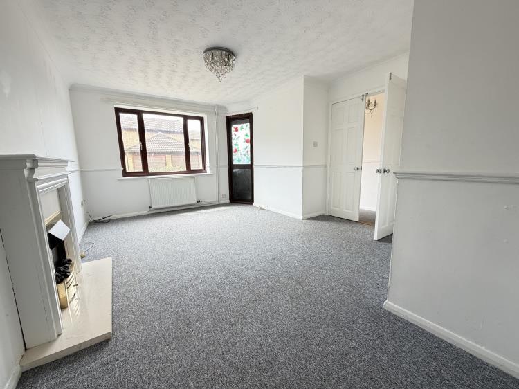 House in East Suffolk, Felixstowe - View 2