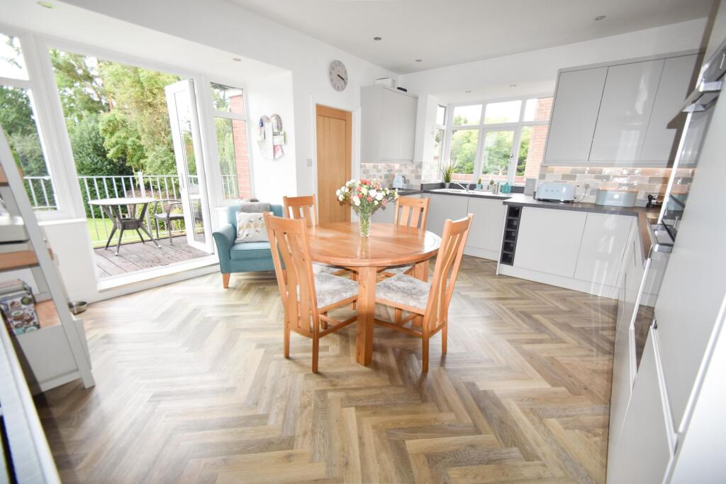 Bolton Road, Bury, BL8 photo 5