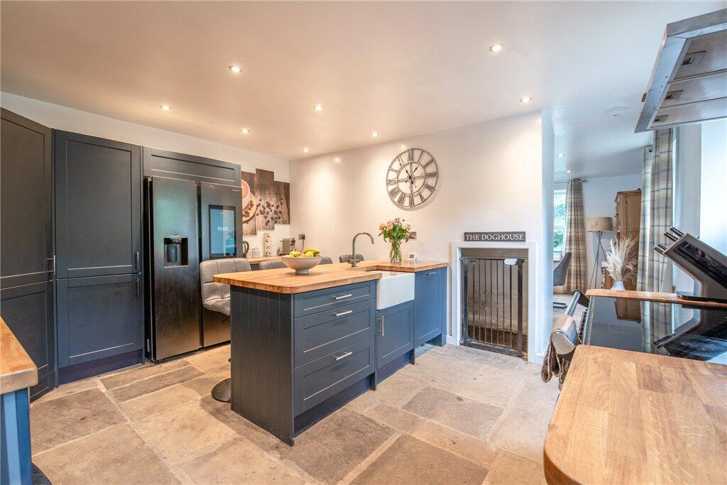 Denholme Road, Oxenhope, Keighley, West Yorkshire, BD22 - View 3