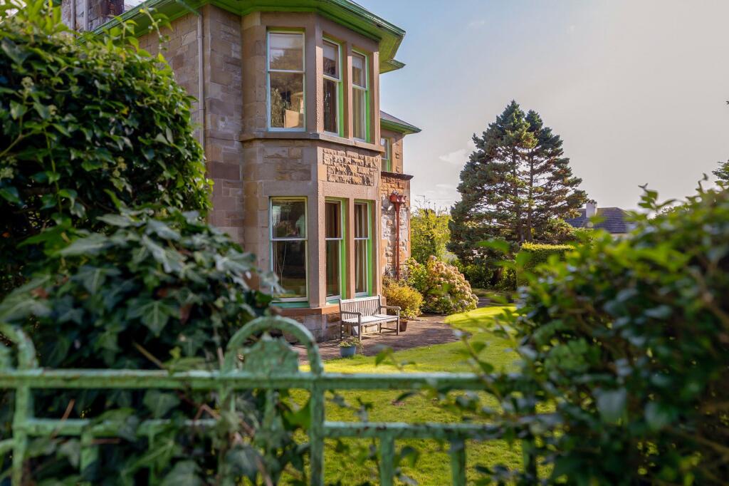 House in Glasgow, Scotstounhill, Jordanhill - View 2