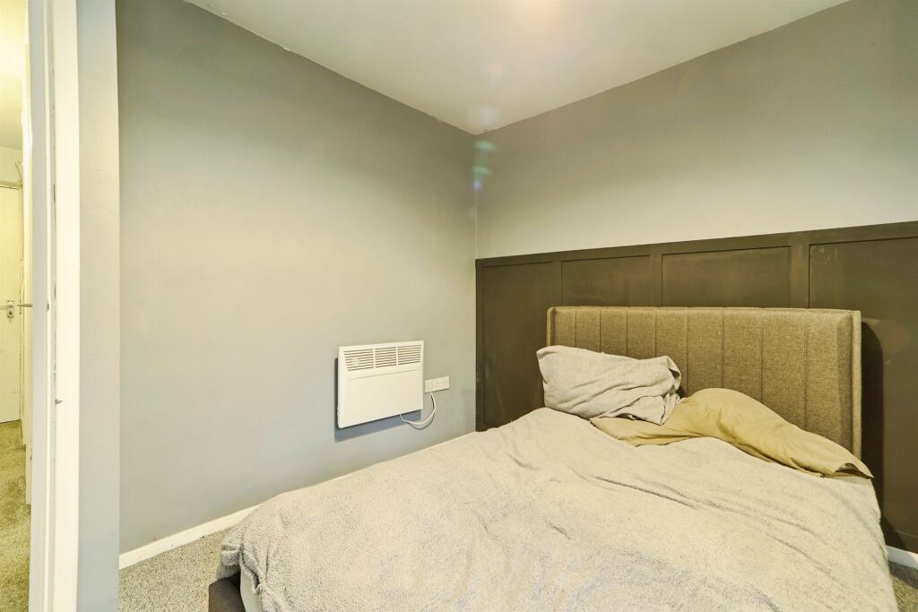 Additional image 7 of Frizley Gardens, BRADFORD