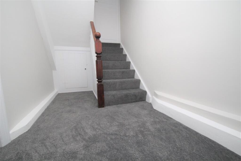 Apartment in Brighton - More