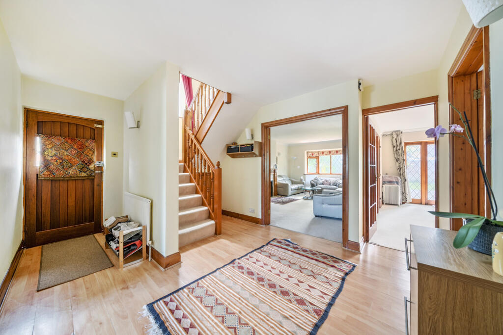 House in London, Ickenham - View 4