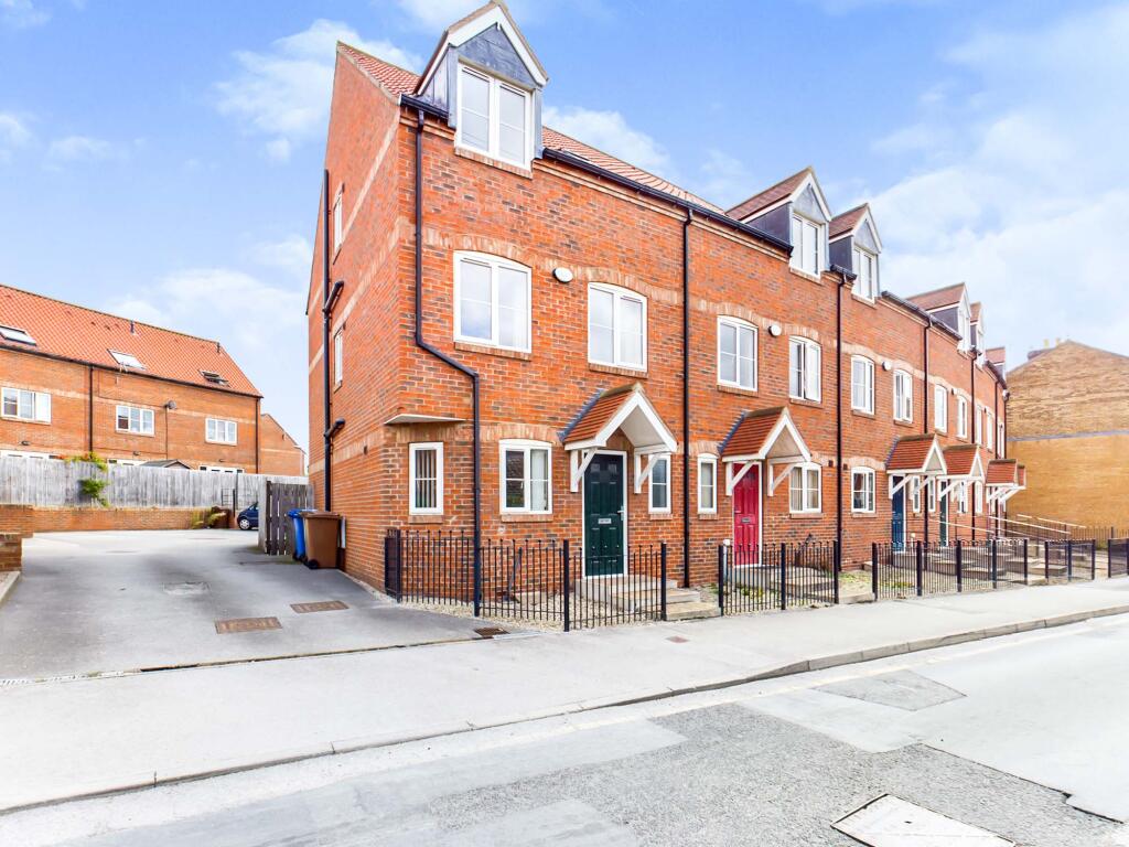 Main image of property: Eastgate North, Driffield, East Riding Of Yorkshire