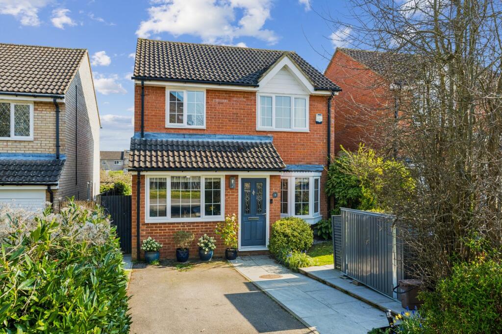 Main image of property: Gibson Close, Hitchin, SG4